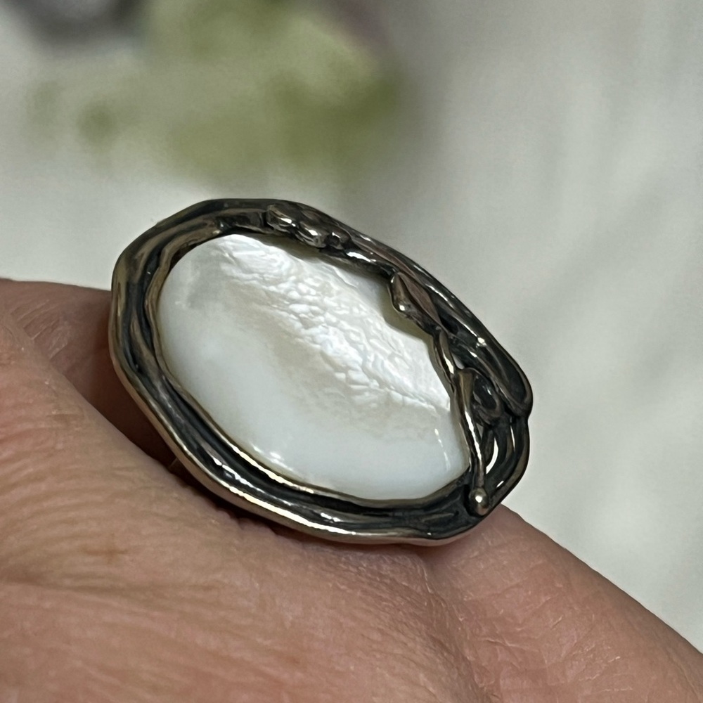 Israel Sterling Mother Of Pearl Ring - Picture 10 of 16